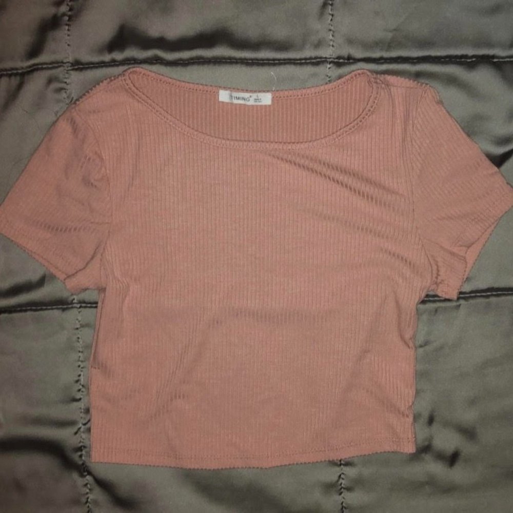 ribbed pink crop top